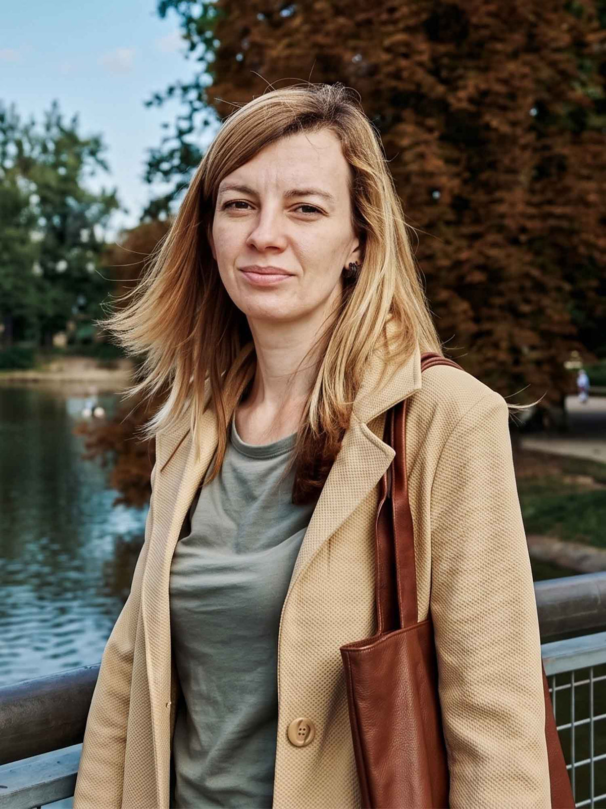Portrait of Diana Turcanu, Bonpharm customer